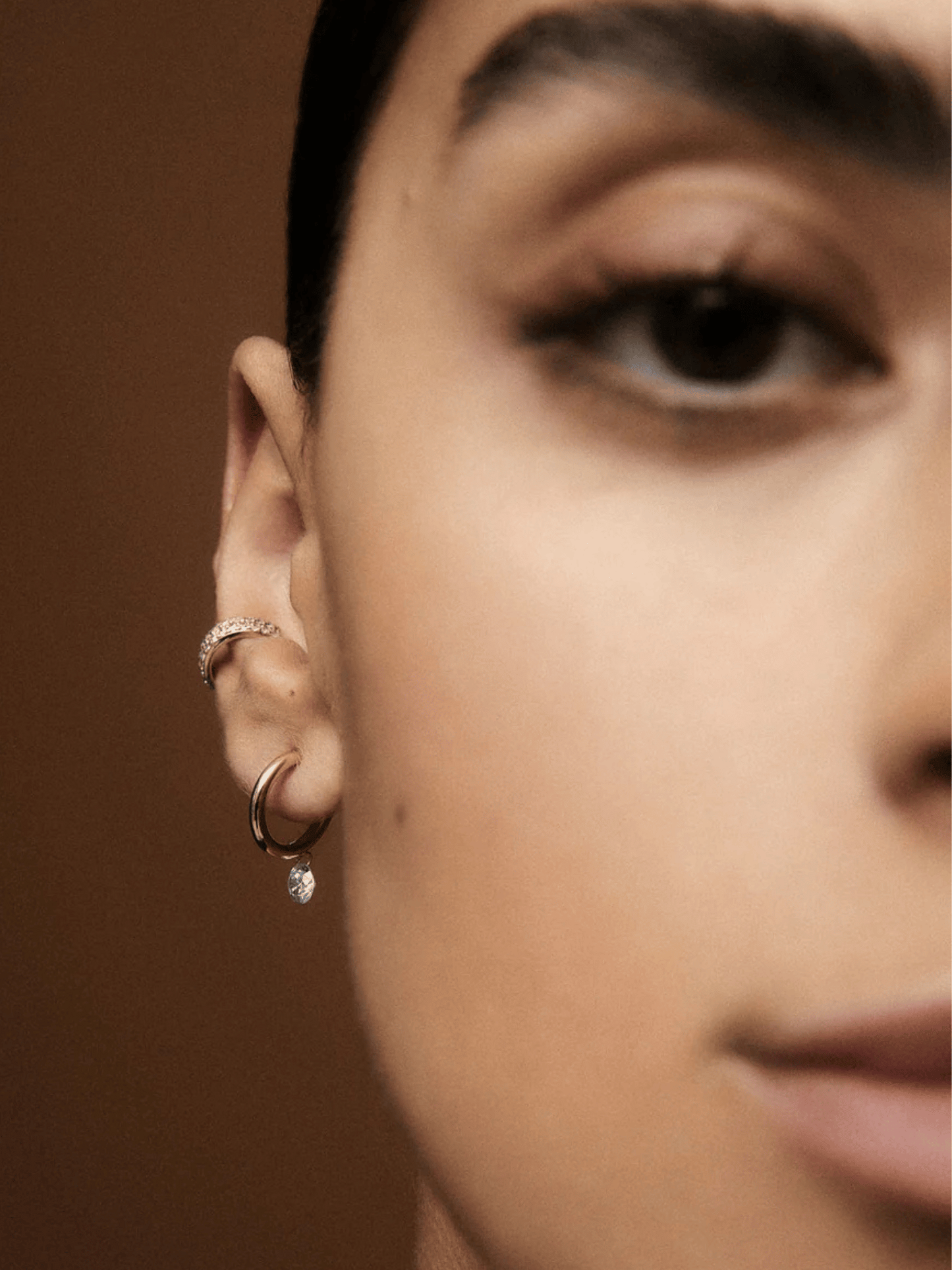 Boucles d'oreilles créoles en cristal